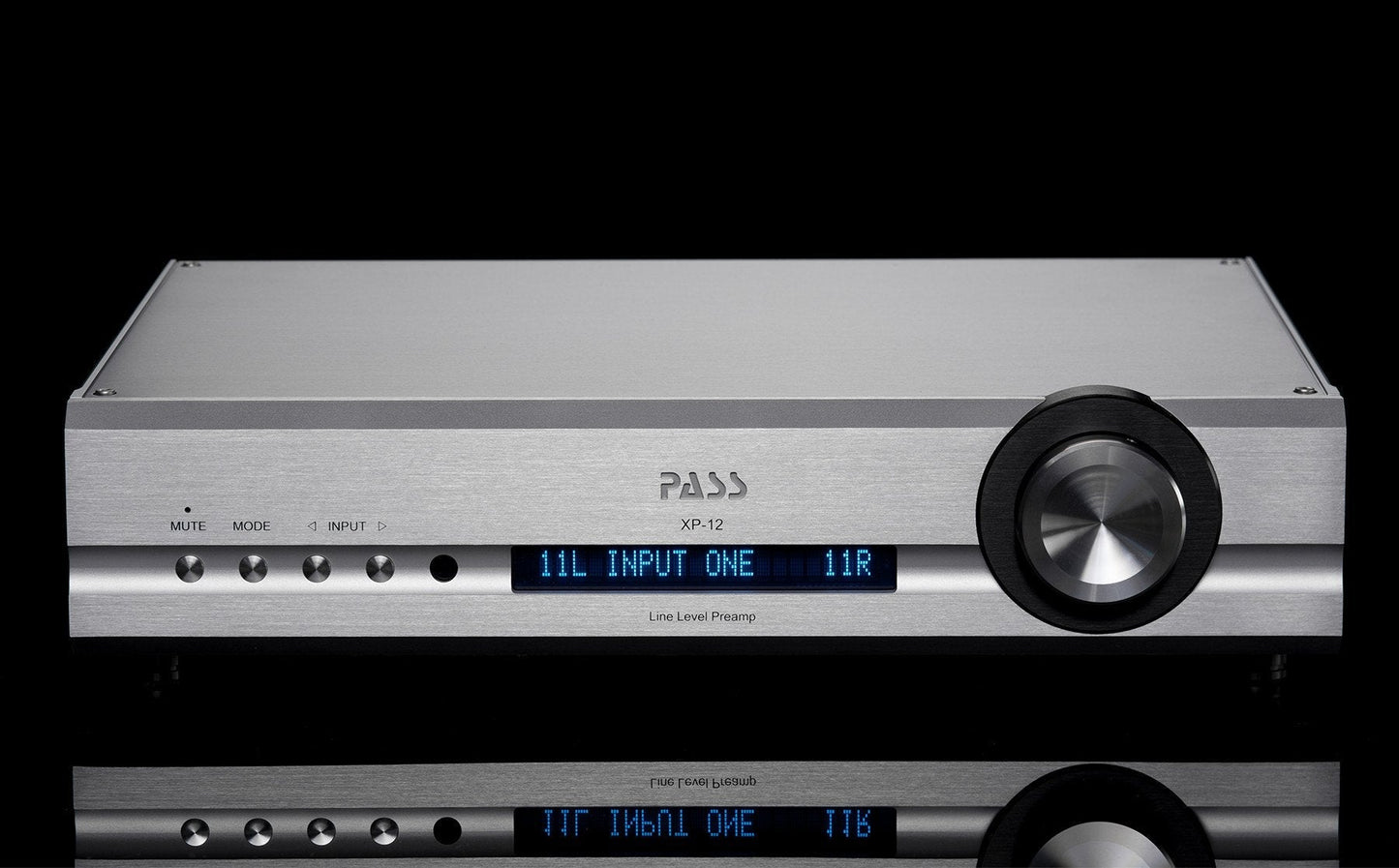 Pass Labs XP-12 Pass Labs - Brisbane HiFi