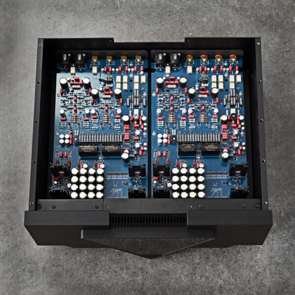 Gryphon Commander Preamplifier