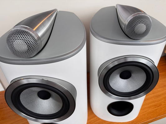 805 D4 Stand Mount Speaker- White (Trade In Pair Including Stands)